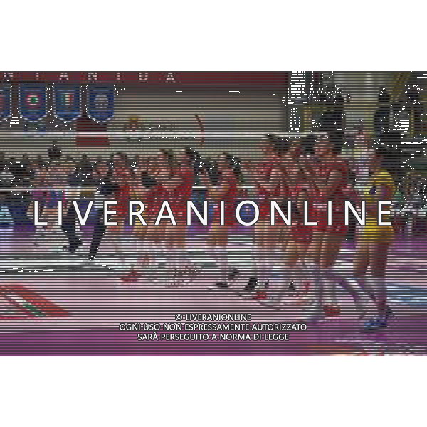Volley Coppa Italia Femminile 2019/2020 Busto Arsizio, Italia 01/02/2020 Semifinali - Unet E-Work Busto Arsizio vs Saugella Monza Nella foto: le squadre entrano in campo FOTO SALVO BARBAGALLO-ALESSIO MARINI-AG ALDO LIVERANI SAS