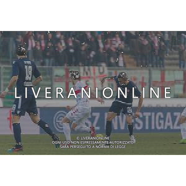 Campionato di Calcio Serie C - Lega Pro 2019/2020 Padova, Italia 02/02/2020 Padova vs Pesaro Nella foto: Il contrasto tra Francesco Marcheggiani (Vis Pesaro) e Matteo Mandorlini (Padova) FOTO MATTIA RADONI-ALESSIO MARINI-AG ALDO LIVERANI SAS