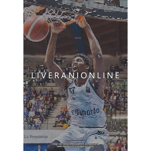 Campionato di Basket Serie A 2019/2020 Desio, Italia 02/02/2020 Acqua S. Bernardo Cantu vs Umana Reyer Venezia Nella foto: Hayes della S.Bernardo Cantu schiaccia contro Umana Reyer Venezia FOTO SAVINO PAOLELLA-ALESSIO MARINI-AG ALDO LIVERANI SAS