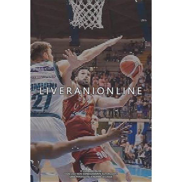 Campionato di Basket Serie A 2019/2020 Desio, Italia 02/02/2020 Acqua S. Bernardo Cantu vs Umana Reyer Venezia Nella foto: Watt della Umana Reyer Venezia ostacolato da Simioni della S.Bernardo Cantu FOTO SAVINO PAOLELLA-ALESSIO MARINI-AG ALDO LIVERANI SAS