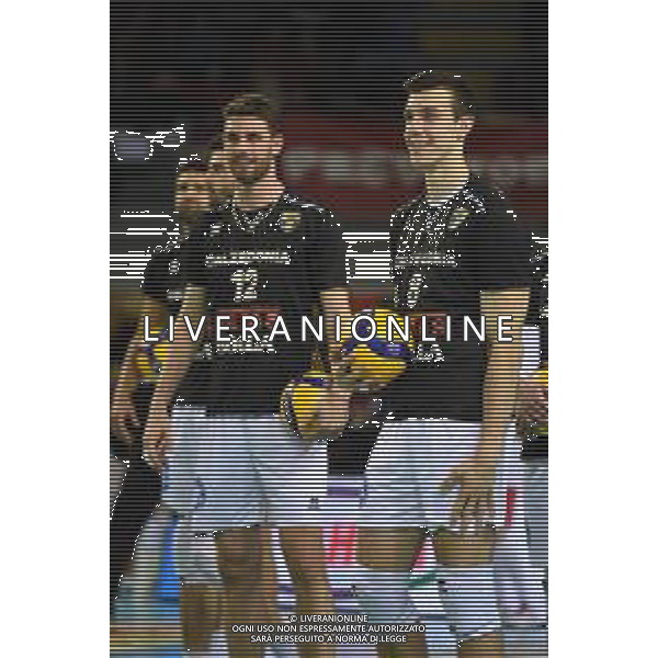 Campionato di Volley Superlega Serie A 2019/2020 Civitanova, Italia 02/02/2020 Cucine Lube Civitanova - Calzedonia Verona Nella foto: Asparuhov Asparuh (Calzedonia Verona) Cester Enrico (Calzedonia Verona) FOTO ROBERTO BARTOMEOLI-ALESSIOMARINI-AG ALDO LIVERANI SAS