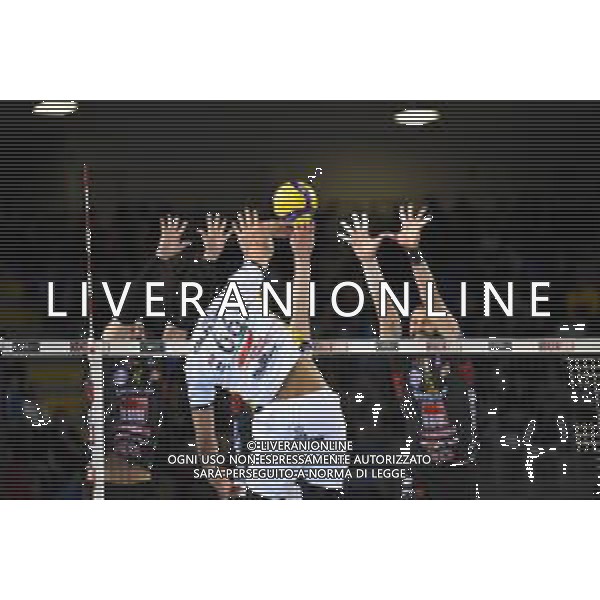 Campionato di Volley Superlega Serie A 2019/2020 Civitanova, Italia 02/02/2020 Cucine Lube Civitanova - Calzedonia Verona Nella foto: Schiacciata Chavers Corey (Calzedonia Verona) FOTO ROBERTO BATOMEOLI-ALESSIO MARINI-AG ALDO LIVERANI SAS