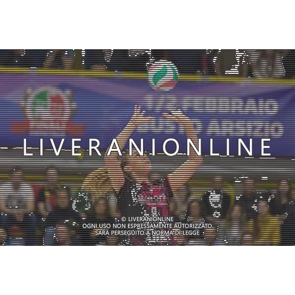 Volley Coppa Italia Femminile 2019/2020 Busto Arsizio, Italia 02/02/2020 Finale 2020 - Imoco Conegliano vs Unet E-work Yamamay Busto Arsizio Nella foto: palleggio di Alessia Orro (UYBA Unet E-Work Busto Arsizio) FOTO ELISA CALABRESE-ALESSIO MARINI-AG ALDO LIVERANI SAS