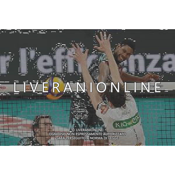 Campionato di Volley Superlega Serie A 2019/2020 Perugia, Italia 02/02/2020 Sir Safety Conad Perugia vs Kioene Padova Nella foto: wilfredo leon venero (n.9 schiacciatore sir safety conad perugia) schiaccia ©Loris Cerquiglini - Alessio Marini / AGENZIA ALDO LIVERANI SAS