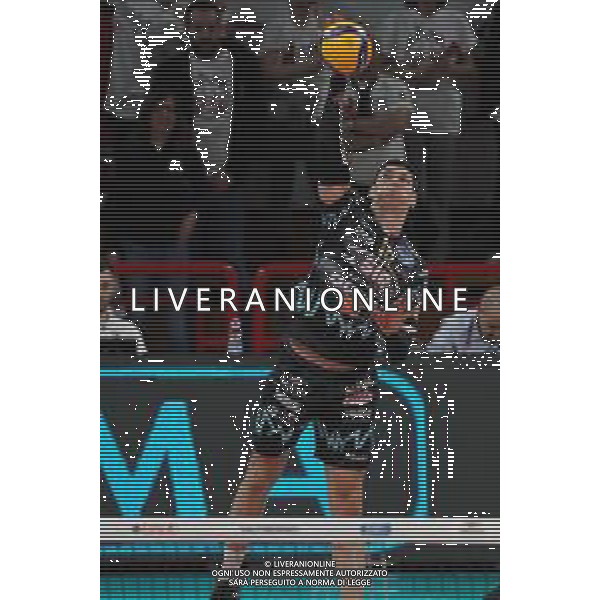 Campionato di Volley Superlega Serie A 2019/2020 Perugia, Italia 02/02/2020 Sir Safety Conad Perugia vs Kioene Padova Nella foto: mirko podrascanin (n.18 centrale sir safety conad perugia) alla battuta ©Loris Cerquiglini - Alessio Marini / AGENZIA ALDO LIVERANI SAS