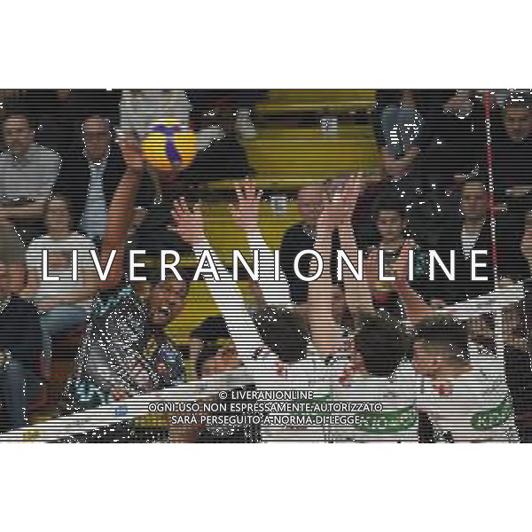 Campionato di Volley Superlega Serie A 2019/2020 Perugia, Italia 02/02/2020 Sir Safety Conad Perugia vs Kioene Padova Nella foto: wilfredo leon venero (n.9 schiacciatore sir safety conad perugia) schiaccia ©Loris Cerquiglini - Alessio Marini / AGENZIA ALDO LIVERANI SAS