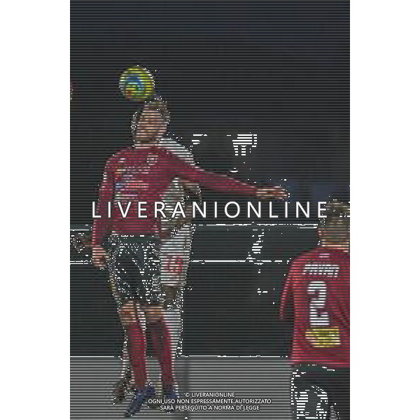 Campionato di Calcio Serie C - Lega Pro 2019/2020 Pontedera, Italia 02/02/2020 Pontedera vs Juventus U23 Nella foto: Caio De Cenco (P) di testa su Idrissa Toure (J) FOTO FABIO FAGIOLINI-ALESSIO MARINI-AG ALDO LIVERANI SAS