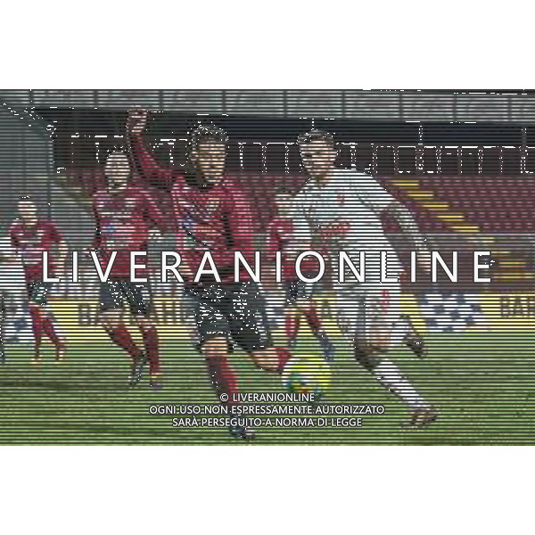 Campionato di Calcio Serie C - Lega Pro 2019/2020 Pontedera, Italia 02/02/2020 Pontedera vs Juventus U23 Nella foto: Edoardo Pavan (P) protegge la palla su Matteo Luigi Brunori (J) FOTO FABIO FAGIOLINI-ALESSIO MARINI-AG ALDO LIVERANI SAS