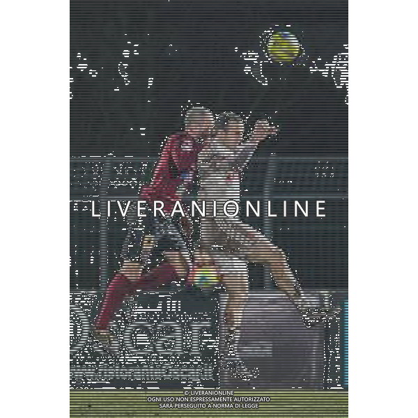 Campionato di Calcio Serie C - Lega Pro 2019/2020 Pontedera, Italia 02/02/2020 Pontedera vs Juventus U23 Nella foto: Luca Piana (P) di testa in area (P) di testa su Matteo Luigi Brunori (J) FOTO FABIO FAGIOLINI-ALESSIO MARINI-AG ALDO LIVERANI SAS
