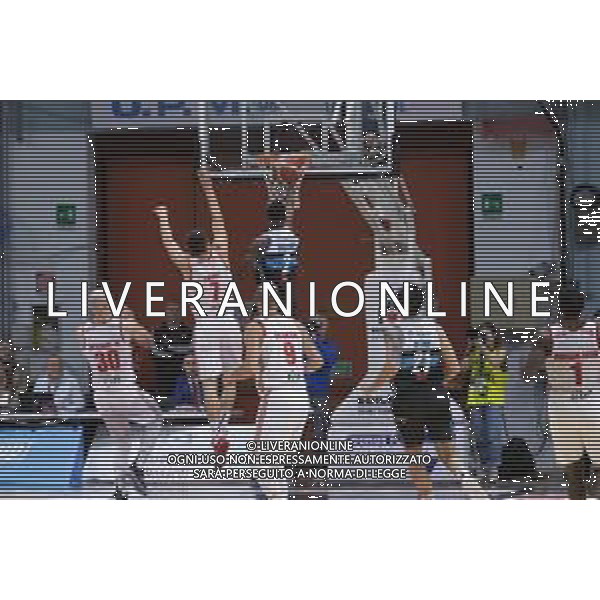 Campionato di Basket Serie A 2019/2020 Cremona, Italia 02/02/2020 Vanoli Basket Cremona vs Grissin Bon Reggio Emilia Nella foto: Jordan Mathews della Vanoli Cr emona in appoggio a canestro FOTO MATTEO CASONI-ALESSIO MARINI-AG ALDO LIVERANI SAS
