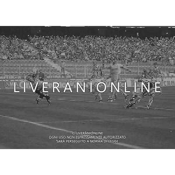 03-01-1993 TORINO CAMPIONATO DI CALCIO SERIE A JUVENTUS PARMA 2-2 NELLA FOTO GOAL ROBERTO BAGGIO AG ALDO LIVERANI SAS