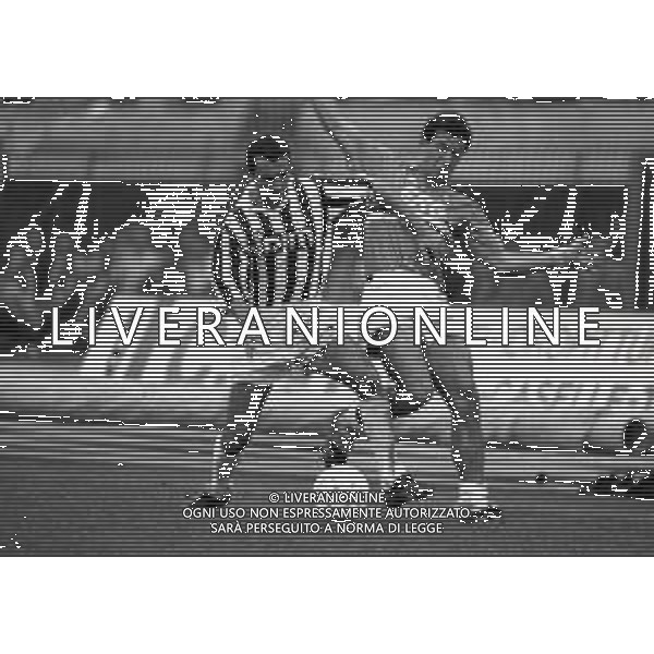 29-10-1989 TORINO CAMPIONATO DI CALCIO SERIE A JUVENTUS SAMPDORIA 1-0 NELLA FOTO PASQUALE BRUNO E GIANLUCA VIALLI AG ALDO LIVERANI SAS
