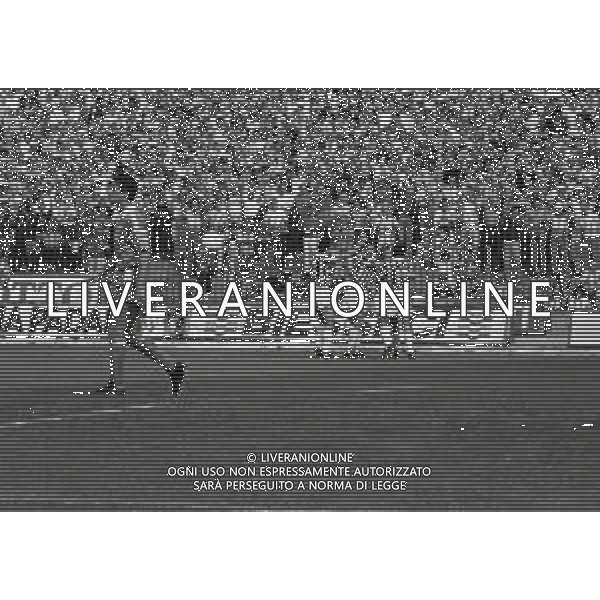 10-09-1989 TORINO CAMPIONATO DI CALCIO SERIE A JUVENTUS ASCOLI 3-1 NELLA FOTO ABBRACCI GIOCATORI JUVENTUS AG ALDO LIVERANI SAS