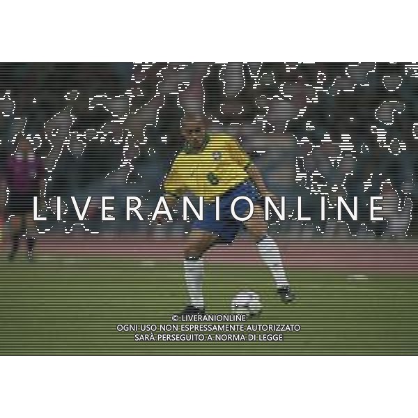 16-12-1997 -FIFA Confederations Cup Saudi Arabia -BRASILE MESSICO 3-2 NELLA FOTO ROBERTO CARLOS AG ALDO LIVERANI SAS