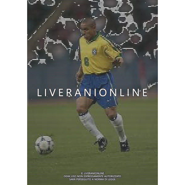 16-12-1997 -FIFA Confederations Cup Saudi Arabia -BRASILE MESSICO 3-2 NELLA FOTO ROBERTO CARLOS AG ALDO LIVERANI SAS