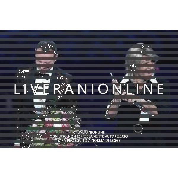 Foto: Aldo Liverani 05/02/2020 Sanremo (Italia) Spettacolo Serata n\'2 - 70\' Festival di Sanremo Teatro Ariston Nella foto: Fiorello e Amadeus Photo: Aldo Liverani 05 February 2020 Sanremo (Italy) Entertainment Day 2 of 70\' Festival Sanremo In the pic: Fiorello and Amadeus