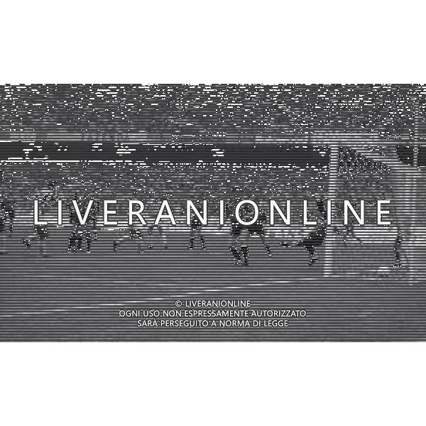 28-10-1990 TORINO CAMPIONATO DI CALCIO SERIE A JUVENTUS INTER 4-2 NELLA FOTO GOAL PIERLUIGI CASIRAGHI AG ALDO LIVERANI SAS