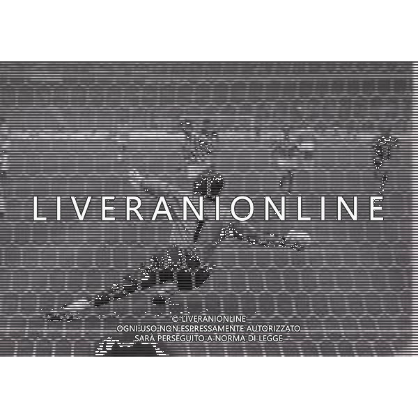 28-10-1990 TORINO CAMPIONATO DI CALCIO SERIE A JUVENTUS INTER 4-2 NELLA FOTO RIGORE ROBERTO BAGGIO AG ALDO LIVERANI SAS