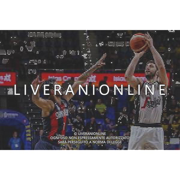 FIBA Intercontinental Cup Tenerife (Spain), Italia 07/02/2020 Segafredo Virtus Bologna vs San Lorenzo de Almagro Nella foto: Stefan Markovic (Segafredo Virtus Bologna) ostacolato al tiro da Nicolas Aguirre (San Lorenzo de Almagro) ©Davide Di Lalla - Alessio Marini / AGENZIA ALDO LIVERANI SAS
