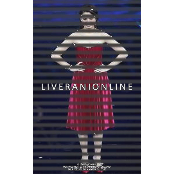 Foto: Aldo Liverani 07/02/2020 Sanremo (Italia) Spettacolo Serata n\'4 - 70\' Festival di Sanremo Teatro Ariston Nella foto: Tecla Photo: Aldo Liverani 07 February 2020 Sanremo (Italy) Entertainment Day 4 of 70\' Festival Sanremo In the pic: Tecla