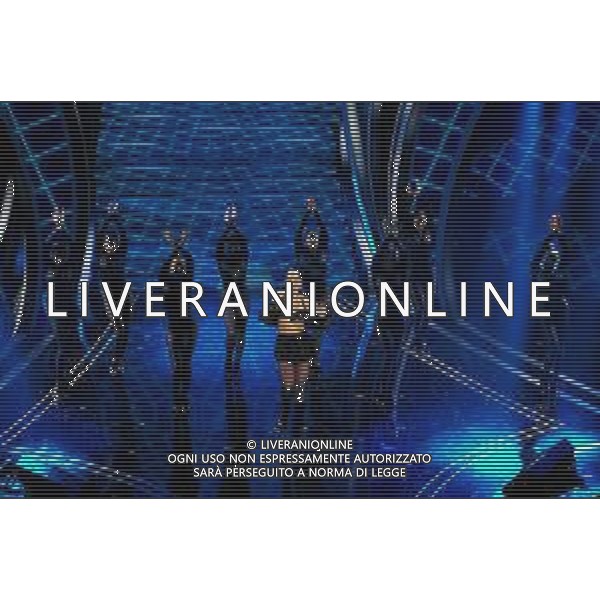 Foto: Aldo Liverani 07/02/2020 Sanremo (Italia) Spettacolo Serata n\'4 - 70\' Festival di Sanremo Teatro Ariston Nella foto: Dua Lipa Photo: Aldo Liverani 07 February 2020 Sanremo (Italy) Entertainment Day 4 of 70\' Festival Sanremo In the pic: Dua Lipa
