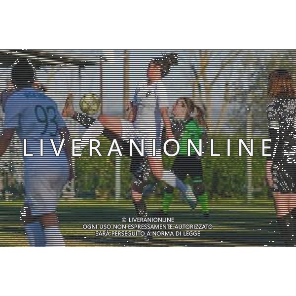 Calcio Coppa Italia Femminile 2019/2020 San Gimignano (SI), Italia 07/02/2020 Florentia S. Gimignano vs Sassuolo Nella foto: Julia Molin (S) cerca di anticipare Francesca Imprezzabile (FL) ©Fabio Fagiolini - Alessio Marini / AGENZIA ALDO LIVERANI SAS