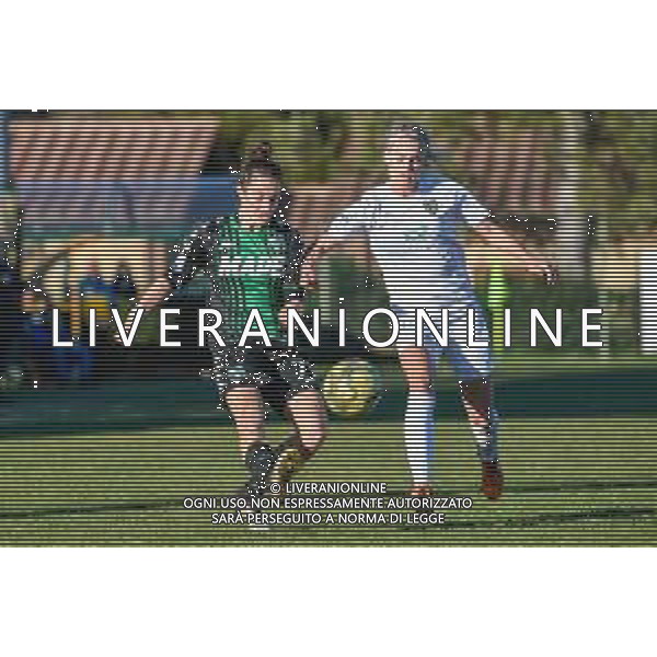 Calcio Coppa Italia Femminile 2019/2020 San Gimignano (SI), Italia 07/02/2020 Florentia S. Gimignano vs Sassuolo Nella foto: Martina Lenzini (S) crossa contrastata da Sara Nilsson (FL) ©Fabio Fagiolini - Alessio Marini / AGENZIA ALDO LIVERANI SAS