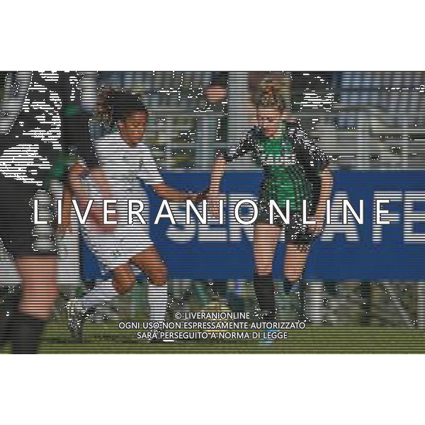 Calcio Coppa Italia Femminile 2019/2020 San Gimignano (SI), Italia 07/02/2020 Florentia S. Gimignano vs Sassuolo Nella foto: Dessi Dubuy (FL) e Camilla Labate (S) si contendono la palla ©Fabio Fagiolini - Alessio Marini / AGENZIA ALDO LIVERANI SAS