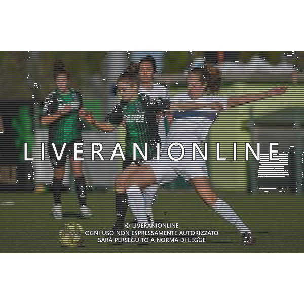 Calcio Coppa Italia Femminile 2019/2020 San Gimignano (SI), Italia 07/02/2020 Florentia S. Gimignano vs Sassuolo Nella foto: Valeria Monterubbiano (S) protegge palla dall\'attacco di Emma Lipman (FL) ©Fabio Fagiolini - Alessio Marini / AGENZIA ALDO LIVERANI SAS