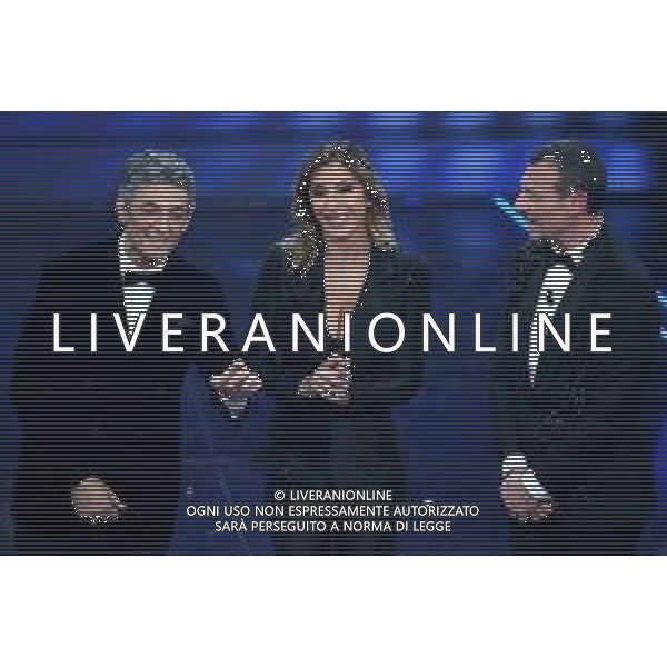 Foto: Aldo Liverani 08/02/2020 Sanremo (Italia) Spettacolo Serata n\'5 - 70\' Festival di Sanremo Teatro Ariston Nella foto: Fiorello, Sabrina Salerno, Amadeus Photo: Aldo Liverani 08 February 2020 Sanremo (Italy) Entertainment Day 5 of 70\' Festival Sanremo In the pic: Fiorello, Sabrina Salerno, Amadeus