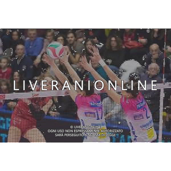 Campionato di Volley Serie A1 Femminile 2019/2020 Busto Arsizio, Italia 09/02/2020 Unet E-Work Busto Arsizio vs Igor Gorgonzola Novara Nella foto: schiacciata di Britt Herbots (UYBA Unet E-Work Busto Arsizio) ©Elisa Calabrese - Alessio Marini / AGENZIA ALDO LIVERANI SAS