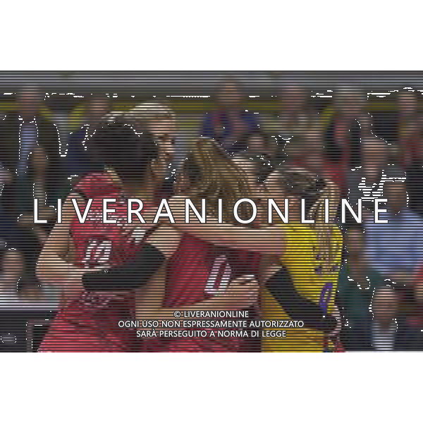 Campionato di Volley Serie A1 Femminile 2019/2020 Busto Arsizio, Italia 09/02/2020 Unet E-Work Busto Arsizio vs Igor Gorgonzola Novara Nella foto: esultanza (UYBA Unet E-Work Busto Arsizio) ©Elisa Calabrese - Alessio Marini / AGENZIA ALDO LIVERANI SAS