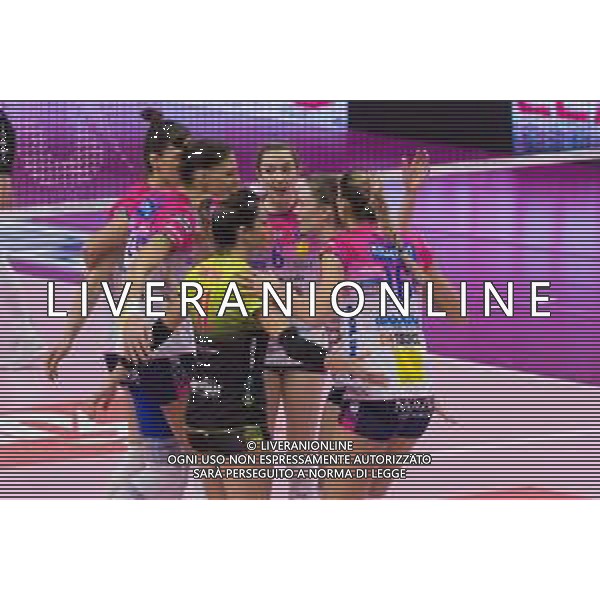 Campionato di Volley Serie A1 Femminile 2019/2020 Busto Arsizio, Italia 09/02/2020 Unet E-Work Busto Arsizio vs Igor Gorgonzola Novara Nella foto: esultanza (Igor Gorgonzola Novara) ©Elisa Calabrese - Alessio Marini / AGENZIA ALDO LIVERANI SAS