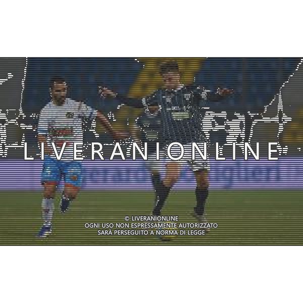 Campionato di Calcio Serie C - Lega Pro 2019/2020 Castellamare di Stabia, Italia 09/02/2020 Cavese vs Catania Nella foto: Miguel Angel Sainz-Maza (11) Cavese 1919 tallonato da Bruno Leonardo Vicente (4) Calcio Catania FOTO ANDREA D\'AMICO-ALESSIO MARINI-AG ALDO LIVERANI SAS