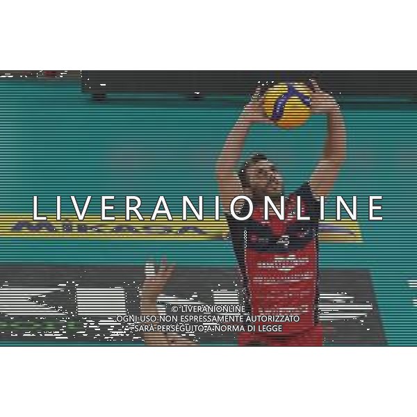 Campionato di Volley Superlega Serie A 2019/2020 Perugia, Italia 09/02/2020 Sir Safety Conad Perugia vs Gas Sales Piacenza Nella foto: cavanno maximiliano (n. 4 alzatore - setter gas sales piacenza) alza FOTO LORIS CERQUIGLINI-ALESSIO MARINI-AG ALDO LIVERANI SAS