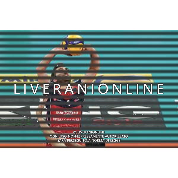 Campionato di Volley Superlega Serie A 2019/2020 Perugia, Italia 09/02/2020 Sir Safety Conad Perugia vs Gas Sales Piacenza Nella foto: cavanno maximiliano (n. 4 alzatore - setter gas sales piacenza) alza FOTO LORIS CERQUIGLINI-ALESSIO MARINI-AG ALDO LIVERANI SAS