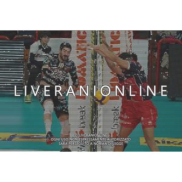 Campionato di Volley Superlega Serie A 2019/2020 Perugia, Italia 09/02/2020 Sir Safety Conad Perugia vs Gas Sales Piacenza Nella foto: filippo lanza (n.10 schiacciatore sir safety conad perugia) schiaccia FOTO LORIS CERQUIGLINI-ALESSIO MARINI-AG ALDO LIVERANI SAS
