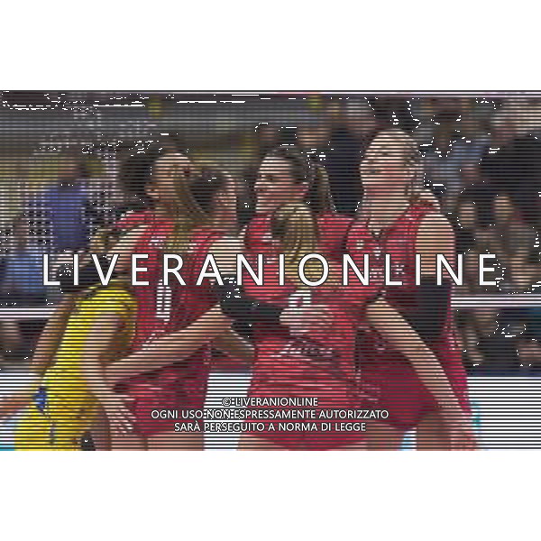 Campionato di Volley Serie A1 Femminile 2019/2020 Busto Arsizio, Italia 09/02/2020 Unet E-Work Busto Arsizio vs Igor Gorgonzola Novara Nella foto: esultanza (UYBA Unet E-Work Busto Arsizio) ©Elisa Calabrese - Alessio Marini / AGENZIA ALDO LIVERANI SAS
