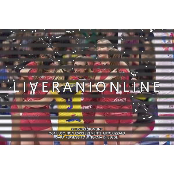 Campionato di Volley Serie A1 Femminile 2019/2020 Busto Arsizio, Italia 09/02/2020 Unet E-Work Busto Arsizio vs Igor Gorgonzola Novara Nella foto: esultanza (UYBA Unet E-Work Busto Arsizio) ©Elisa Calabrese - Alessio Marini / AGENZIA ALDO LIVERANI SAS
