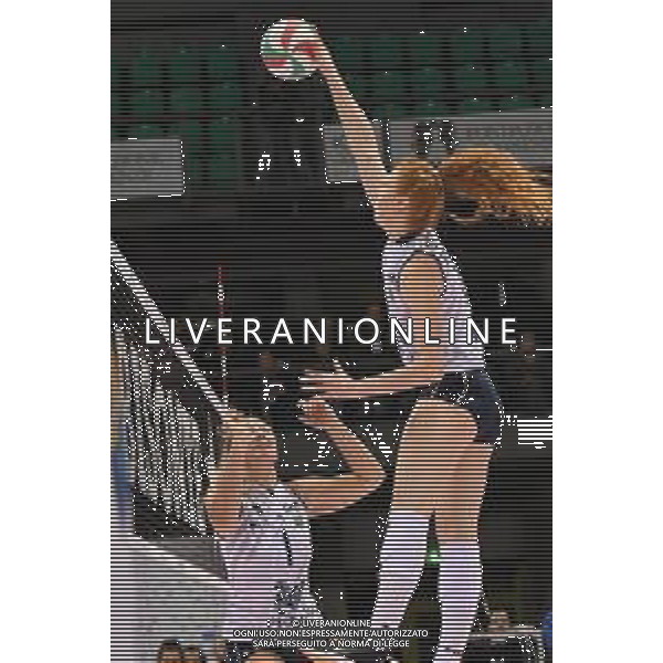 Campionato di Volley Serie A1 Femminile 2019/2020 Firenze, Italia 09/02/2020 Il Bisonte Firenze vs Reale Mutua Fenera Chieri Nella foto: Alessia Mazzaro in veloce (Chieri) ©Filippo Tomasi - Alessio Marini / AGENZIA ALDO LIVERANI SAS