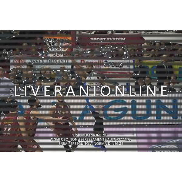 Campionato di Basket Serie A 2019/2020 Venezia, Italia 09/02/2020 Umana Reyer Venezia vs De Longhi Treviso Basket Nella foto: Il canestro di David Logan (De\' Longhi Treviso) FOTO MATTIA RADONI-ALESSIO MARINI-AG ALDO LIVERANI SAS