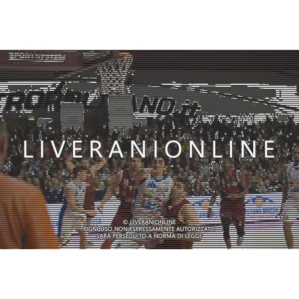 Campionato di Basket Serie A 2019/2020 Venezia, Italia 09/02/2020 Umana Reyer Venezia vs De Longhi Treviso Basket Nella foto: Ariel Filloy (Umana Reyer Venezia) in azione con Lorenzo Uglietti (De\' Longhi Treviso) FOTO MATTIA RADONI-ALESSIO MARINI-AG ALDO LIVERANI SAS