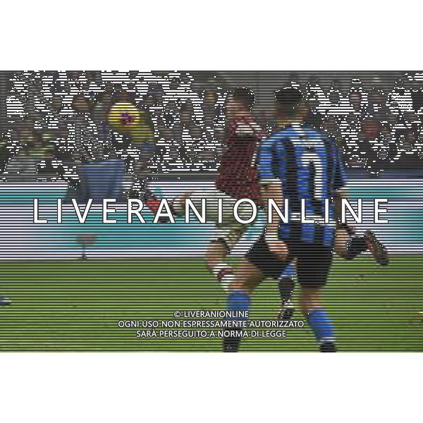 Stefan De Vrij in tuffo anticipa alessio Romagnoli e segna il gol del 3 a 2 Inter Inter vs Milan Campionato Serie A TIM - 23¬∞ giornata Milano 09-02-2020 Stadio Giuseppe Meazza - San Siro foto Roberto Garavaglia - ag. Aldo Liverani sas / AGENZIA ALDO LIVERANI SAS