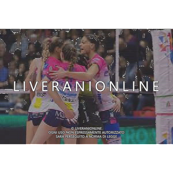 Campionato di Volley Serie A1 Femminile 2019/2020 Busto Arsizio, Italia 09/02/2020 Unet E-Work Busto Arsizio vs Igor Gorgonzola Novara Nella foto: esultanza (Igor Gorgonzola Novara) FOTO ELISA CALABRESE-ALESSIO MARINI-AG ALDO LIVERANI SAS