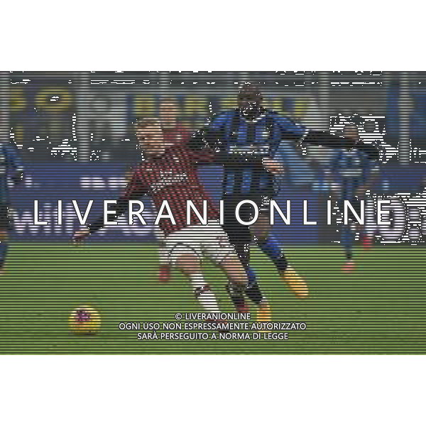 Simon Kjaer e Lukaku romelu Inter vs Milan Campionato Serie A TIM - 23° giornata Milano 09-02-2020 Stadio Giuseppe Meazza - San Siro foto Roberto Garavaglia - ag. Aldo Liverani sas / AGENZIA ALDO LIVERANI SAS