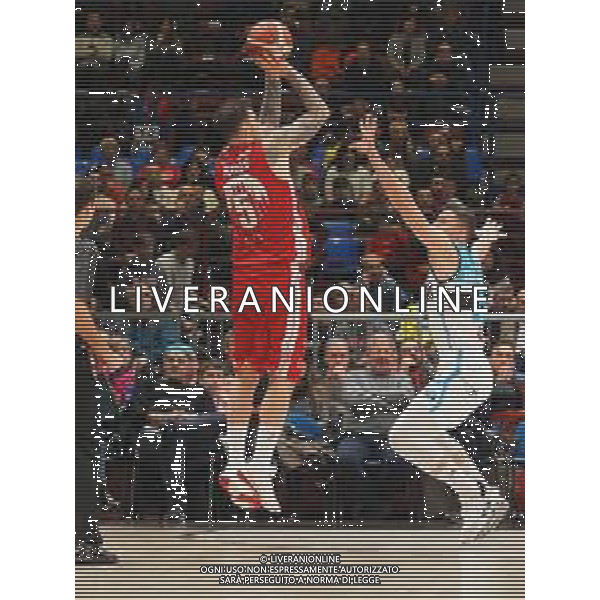Campionato di Basket Serie A 2019/2020 Milano, Italia 09/02/2020 AX Armani Exchange Olimpia Milano vs Vanoli Basket Cremona Nella foto: Micov della AX Armani Exchange Olimpia Milano ostacolato da Stojanovic della Vanoli Cremona FOTO SAVINO PAOLELLA-ALESSIO MARINI-AG ALDO LIVERANI SAS