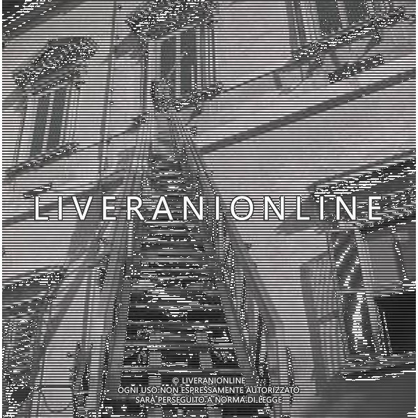 1950 ROMA PALAZZO DEL QUIRINALE I VIGILI DEL FUOCO CAMBIANO LE LUCI DEI LAMPIONI AG ALDO LIVERANI SAS