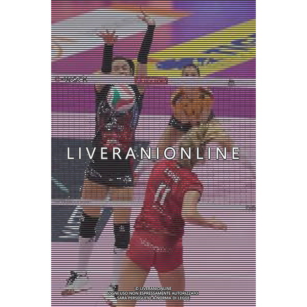 Campionato di Volley Serie A1 Femminile 2019/2020 Busto Arsizio, Italia 12/02/2020 Unet E-Work Busto Arsizio-Bartoccini Fortinfissi Perugia Nella foto: muro di Aleksandra Crncevic (Bartoccini Fortinfissi Perugia) ©Elisa Calabrese - Alessio Marini / AGENZIA ALDO LIVERANI SAS