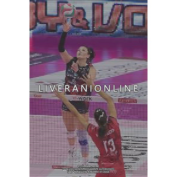 Campionato di Volley Serie A1 Femminile 2019/2020 Busto Arsizio, Italia 12/02/2020 Unet E-Work Busto Arsizio-Bartoccini Fortinfissi Perugia Nella foto: schiacciata di Rosamaria Montibeller Bartoccini Fortinfissi Perugia) ©Elisa Calabrese - Alessio Marini / AGENZIA ALDO LIVERANI SAS