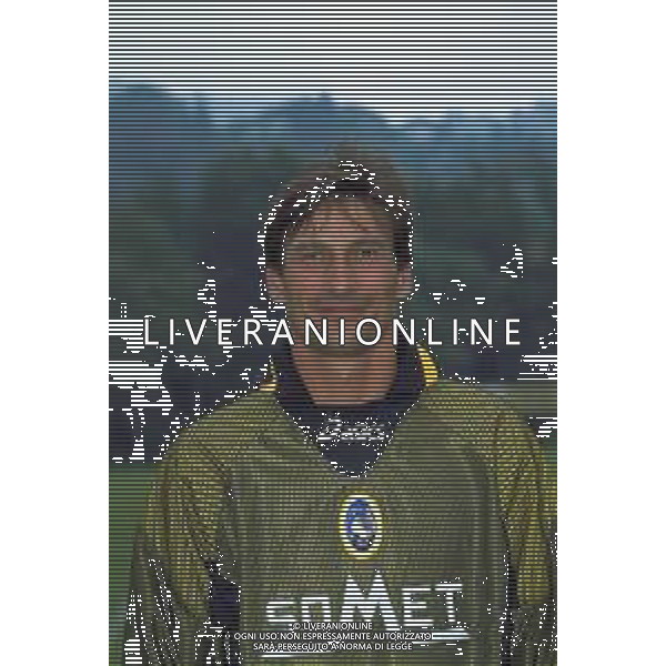 PRIMI PIANI ROSA GIOCATORI ATALANTA CALCIO 1999-2000 NELLA FOTO DAVIDE PINATO AG ALDO LIVERANI SAS